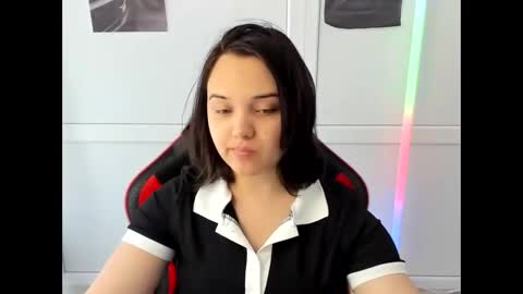 Snapshot of catrine_cute chatting on May 2026 06:51:01 AM Catrine online show from May 2026 06:51:01 AM