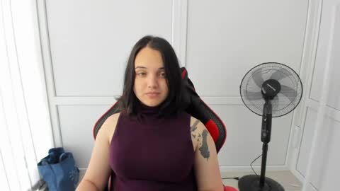 Snapshot of catrine_cute chatting on June 2026 07:00:01 AM Catrine online show from June 2026 07:00:01 AM
