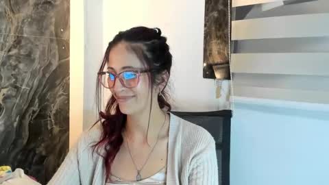 CATT EVANS online show from January 2025 01:17:01 AM