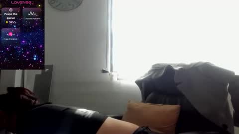 CATT EVANS online show from October 2025 08:05:01 PM