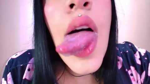 Cattleya online show from February 2026 03:03:02 AM