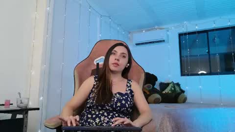 Snapshot of cattleya069 chatting on April 2026 03:37:01 AM Cattleya you can tell me Leya too. online show from April 2026 03:37:01 AM
