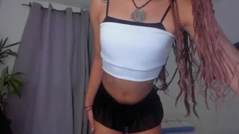 Snapshot of catty_noir1 chatting on June 2026 04:49:01 AM Catty online show from June 2026 04:49:01 AM