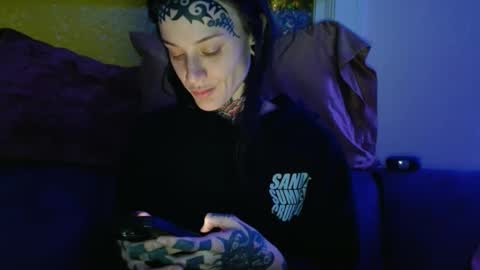 Snapshot of caulkgobbler chatting on October 2025 03:23:02 AM alaska online show from October 2025 03:23:02 AM