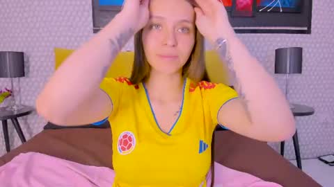 Snapshot of cayetana_01 chatting on June 2026 07:26:02 PM cayetana online show from June 2026 07:26:02 PM