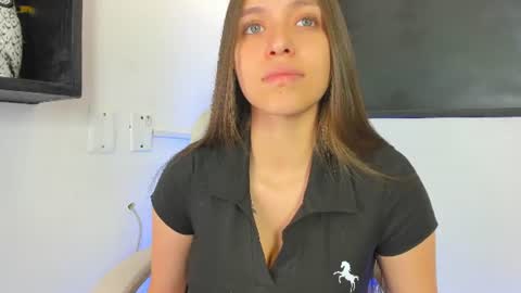 Snapshot of cayetana_01 chatting on July 2026 07:09:01 PM cayetana online show from July 2026 07:09:01 PM