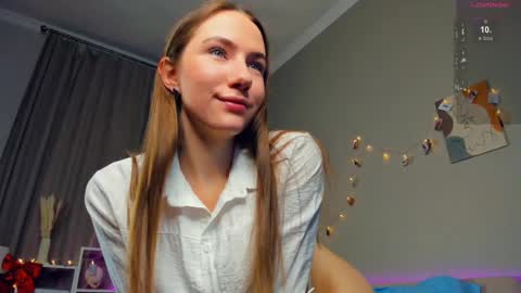 Josie Manesi online show from February 2025 01:34:01 AM