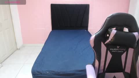 Snapshot of celeste486380 chatting on May 2026 04:04:02 PM celeste486380 online show from May 2026 04:04:02 PM