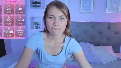 Snapshot of celeste_london chatting on June 2026 07:39:01 PM C E L E S T E online show from June 2026 07:39:01 PM