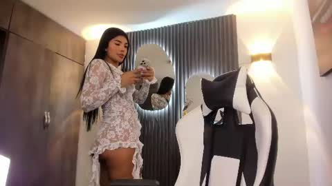 Snapshot of celeste_pervert chatting on June 2026 01:31:01 PM mia sofiabohorquez INSTAGRAM online show from June 2026 01:31:01 PM