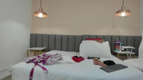 celeste_smmith_ online show from February 2025 03:20:01 AM