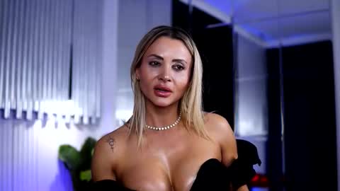 Mona online show from February 2026 08:16:01 PM