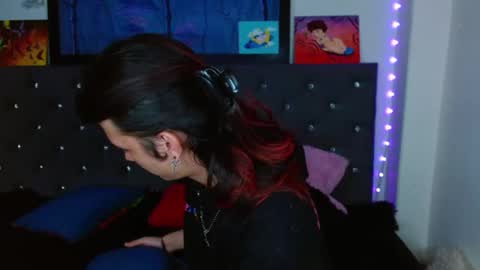 I am Valentinn online show from February 2025 12:06:01 AM