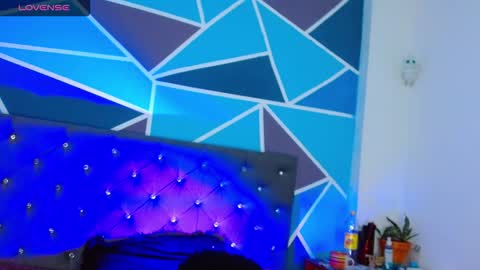 I am Valentinn online show from October 2025 04:31:02 AM