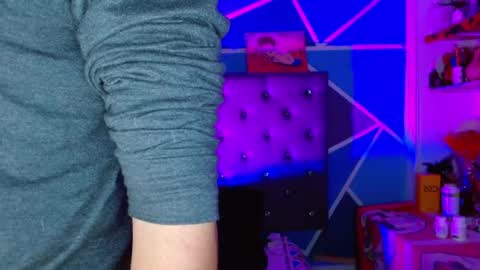 I am Valentinn online show from January 2026 06:21:02 PM