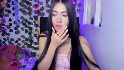 Snapshot of celestinepurple chatting on December 2024 10:13:01 PM Celestineeeeee online show from December 2024 10:13:01 PM