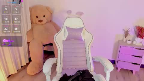 Snapshot of celestte_ruizz chatting on July 2026 08:24:02 PM 700 110 p online show from July 2026 08:24:02 PM