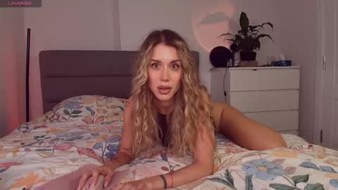 Celin online show from November 2025 05:22:01 PM