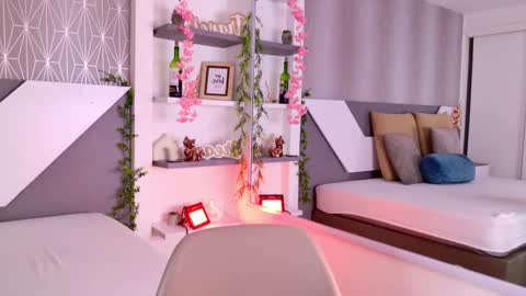 Snapshot of celine_lee chatting on October 2025 08:18:02 PM Celine online show from October 2025 08:18:02 PM