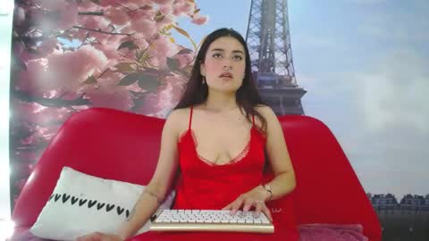 Snapshot of celine_visconti chatting on April 2026 02:33:01 PM online show from April 2026 02:33:01 PM