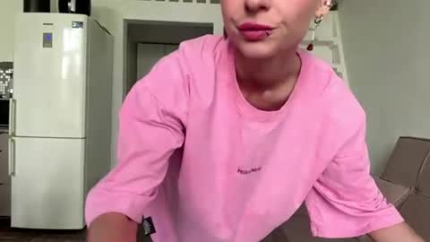 Snapshot of celineruppert chatting on June 2026 01:19:01 AM Amilia online show from June 2026 01:19:01 AM