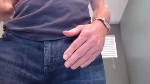 Snapshot of centerfield24 chatting on March 2025 05:47:01 PM Centerfield online show from March 2025 05:47:01 PM