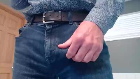 Snapshot of centerfield24 chatting on March 2025 07:28:01 PM Centerfield online show from March 2025 07:28:01 PM