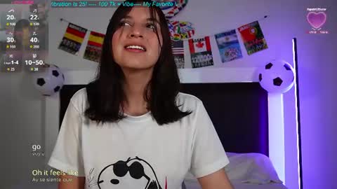 Snapshot of cerecitaqueen chatting on June 2026 06:44:01 PM Cerecita online show from June 2026 06:44:01 PM