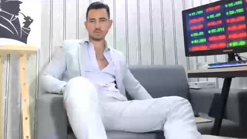 Snapshot of cesar_dant chatting on March 2026 10:04:02 PM Cesar online show from March 2026 10:04:02 PM
