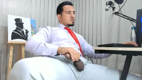 Snapshot of cesar_dant chatting on June 2026 08:54:01 PM Cesar online show from June 2026 08:54:01 PM
