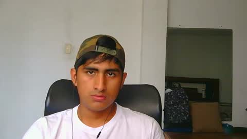 Cesar online show from February 2025 09:29:01 PM