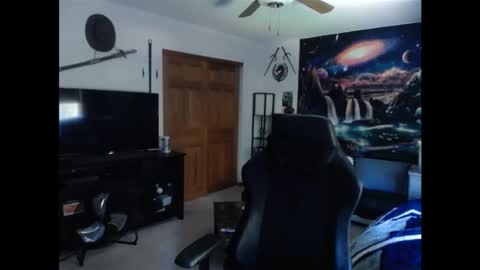 Marie online show from October 2025 04:57:02 PM