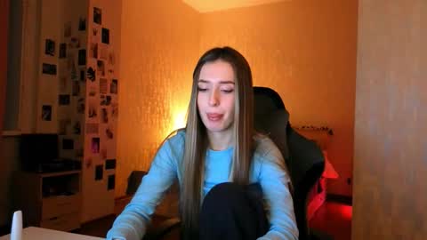 my name is Eva online show from December 2025 08:48:01 PM