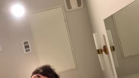 Snapshot of cezarthebreeder chatting on February 2026 11:58:02 PM cezarthebreeder online show from February 2026 11:58:02 PM