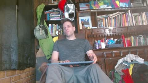 Snapshot of cguffey2284 chatting on February 2025 12:10:02 AM cguffey2284 online show from February 2025 12:10:02 AM