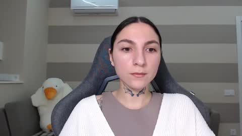 Kate online show from February 2025 07:18:01 AM