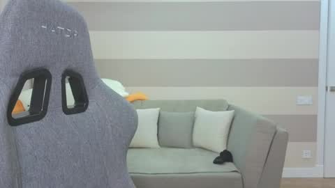 Kate online show from April 2026 07:45:01 PM