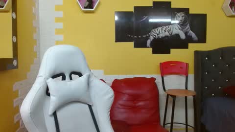 chacorta_ online show from April 2026 01:17:02 PM