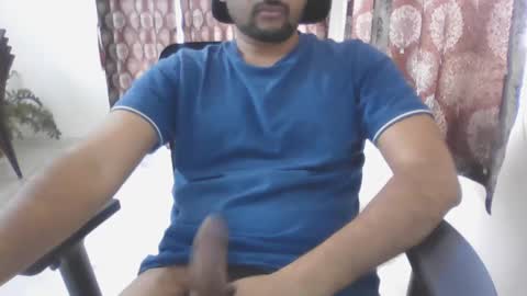 Snapshot of champ_desi chatting on January 2025 07:04:02 AM rahul online show from January 2025 07:04:02 AM