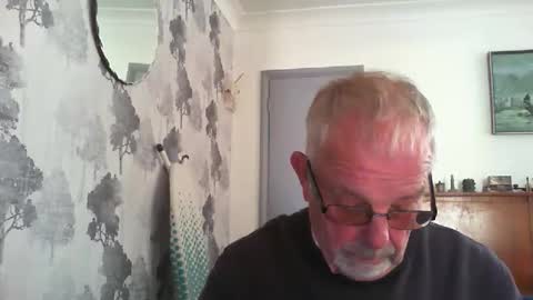 Snapshot of champers37 chatting on May 2026 11:18:02 AM Champers online show from May 2026 11:18:02 AM