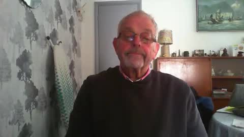 Snapshot of champers37 chatting on May 2026 08:55:02 AM Champers online show from May 2026 08:55:02 AM