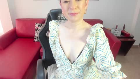          online show from December 2024 01:45:01 PM