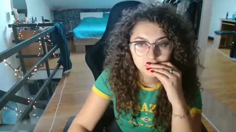 Stephanieblisss online show from January 2026 11:47:01 AM
