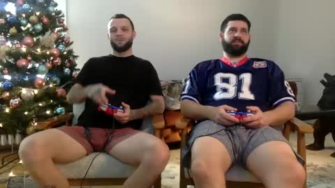 Snapshot of change340 chatting on December 2024 06:29:01 PM TATS AND TANNED online show from December 2024 06:29:01 PM