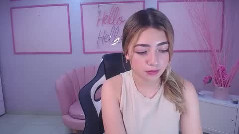 Snapshot of channel_blonde_a chatting on December 2024 10:12:01 PM channel_blonde_a online show from December 2024 10:12:01 PM