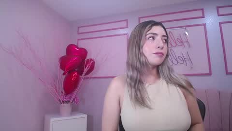 Snapshot of channel_blonde_a chatting on February 2025 04:31:02 PM channel_blonde_a online show from February 2025 04:31:02 PM