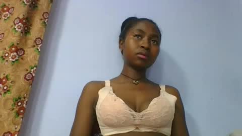 chantale483461 online show from March 2026 06:19:02 AM