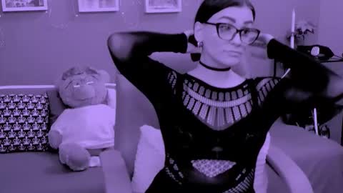 The Queen online show from March 2026 11:48:02 AM