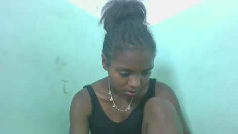 Snapshot of chanteuse655720 chatting on May 2026 04:45:01 PM chanteuse655720 online show from May 2026 04:45:01 PM