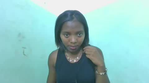 Snapshot of chanteuse655720 chatting on May 2026 06:18:01 AM chanteuse655720 online show from May 2026 06:18:01 AM